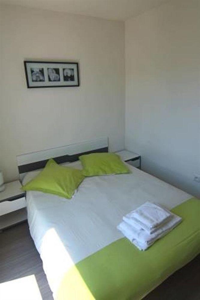 Residence Hoteliere Laudine Реймс Экстерьер фото