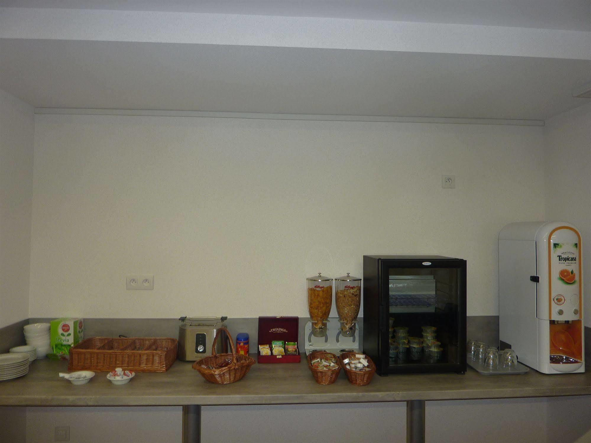 Residence Hoteliere Laudine Реймс Экстерьер фото